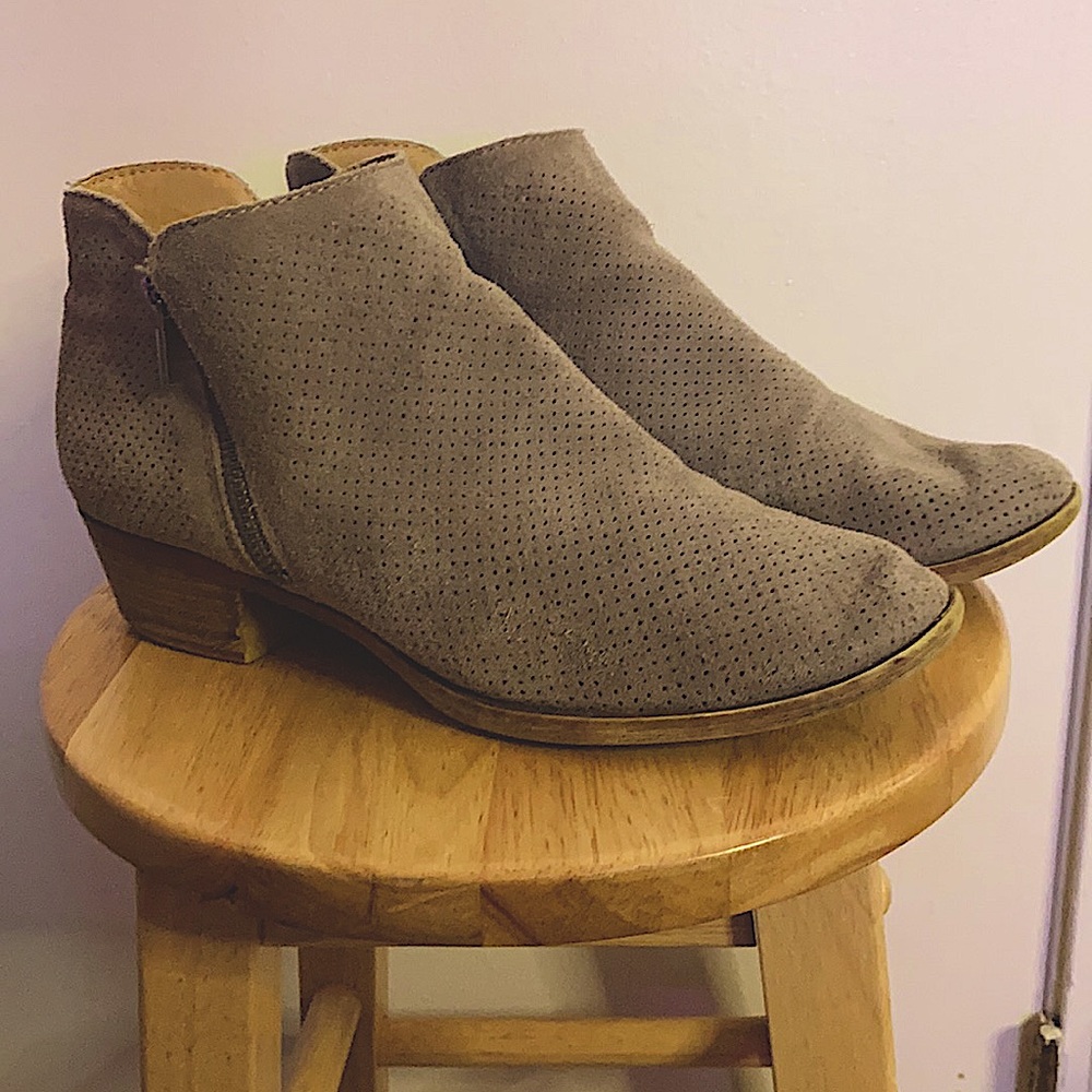 Beige Lucky Brand Booties size 10